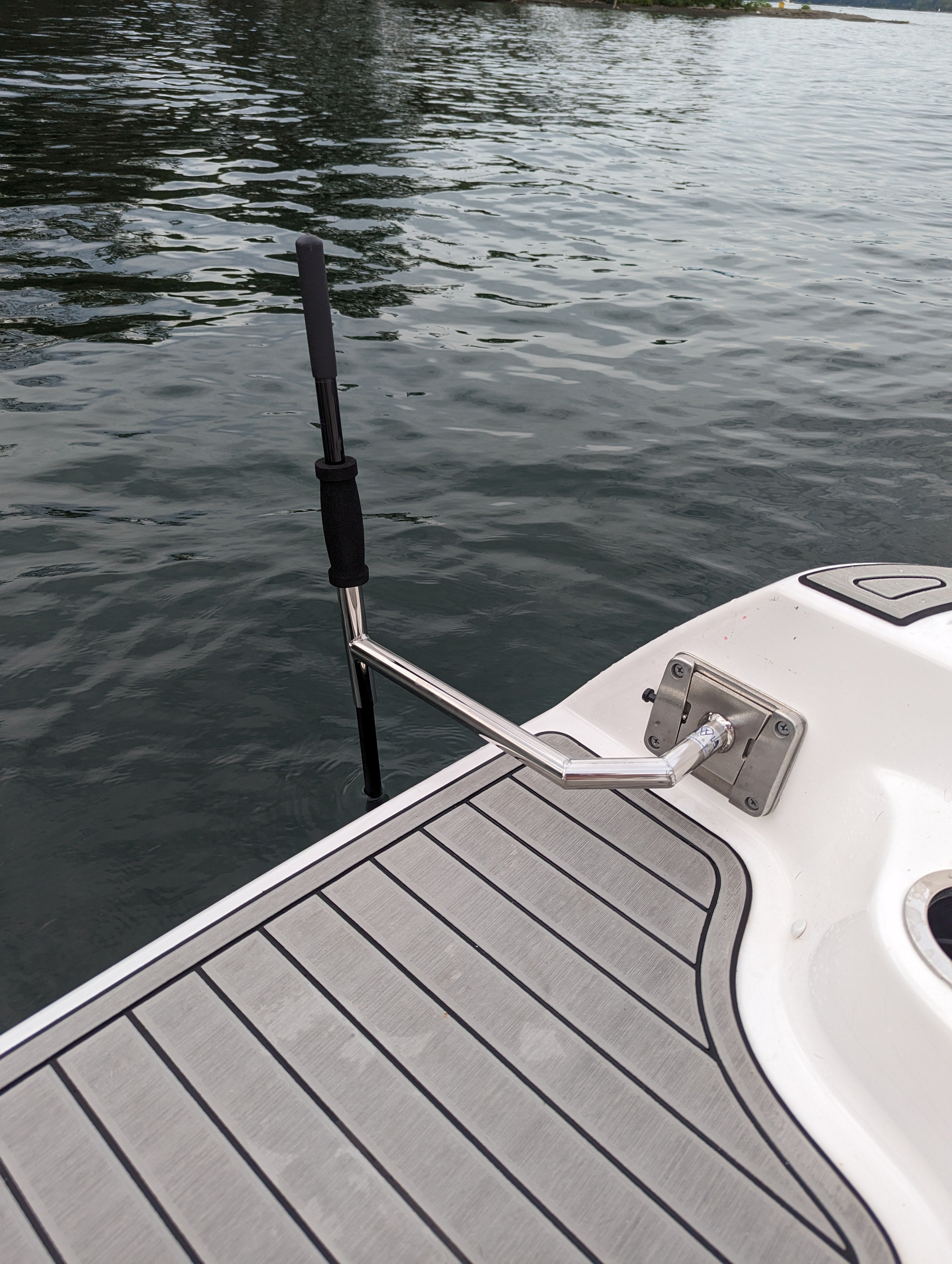 jewlscustoms.myshopify.com