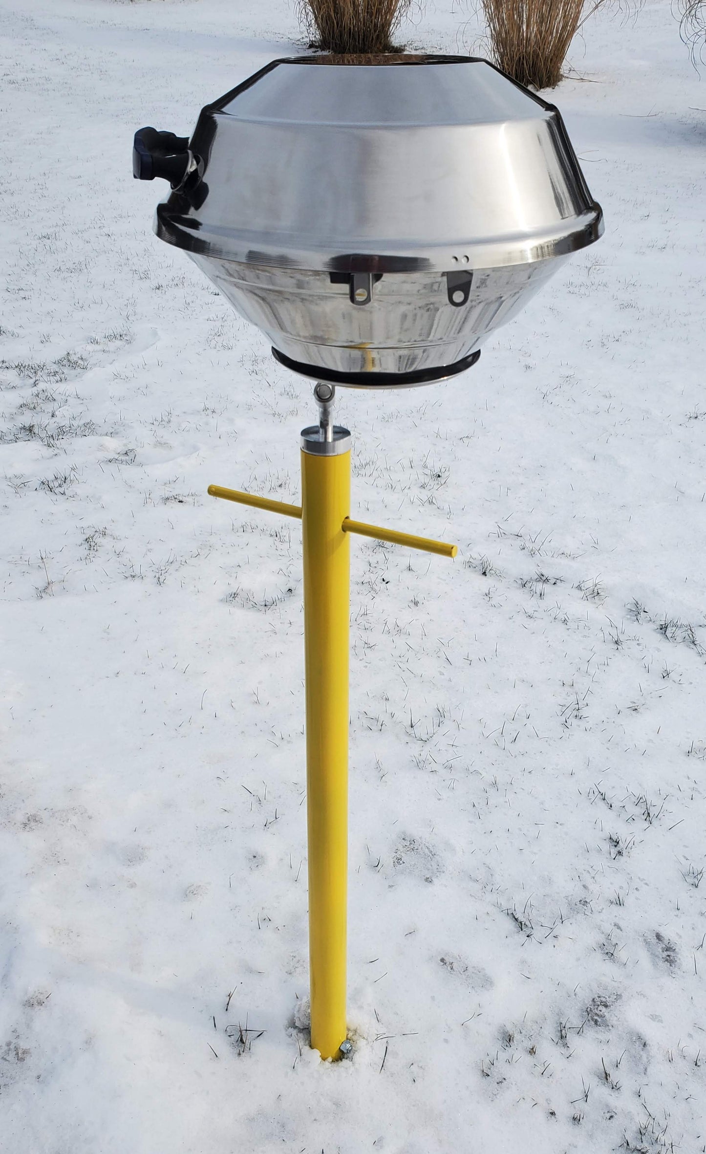 JEWLS Sandbar Grill Stanchion